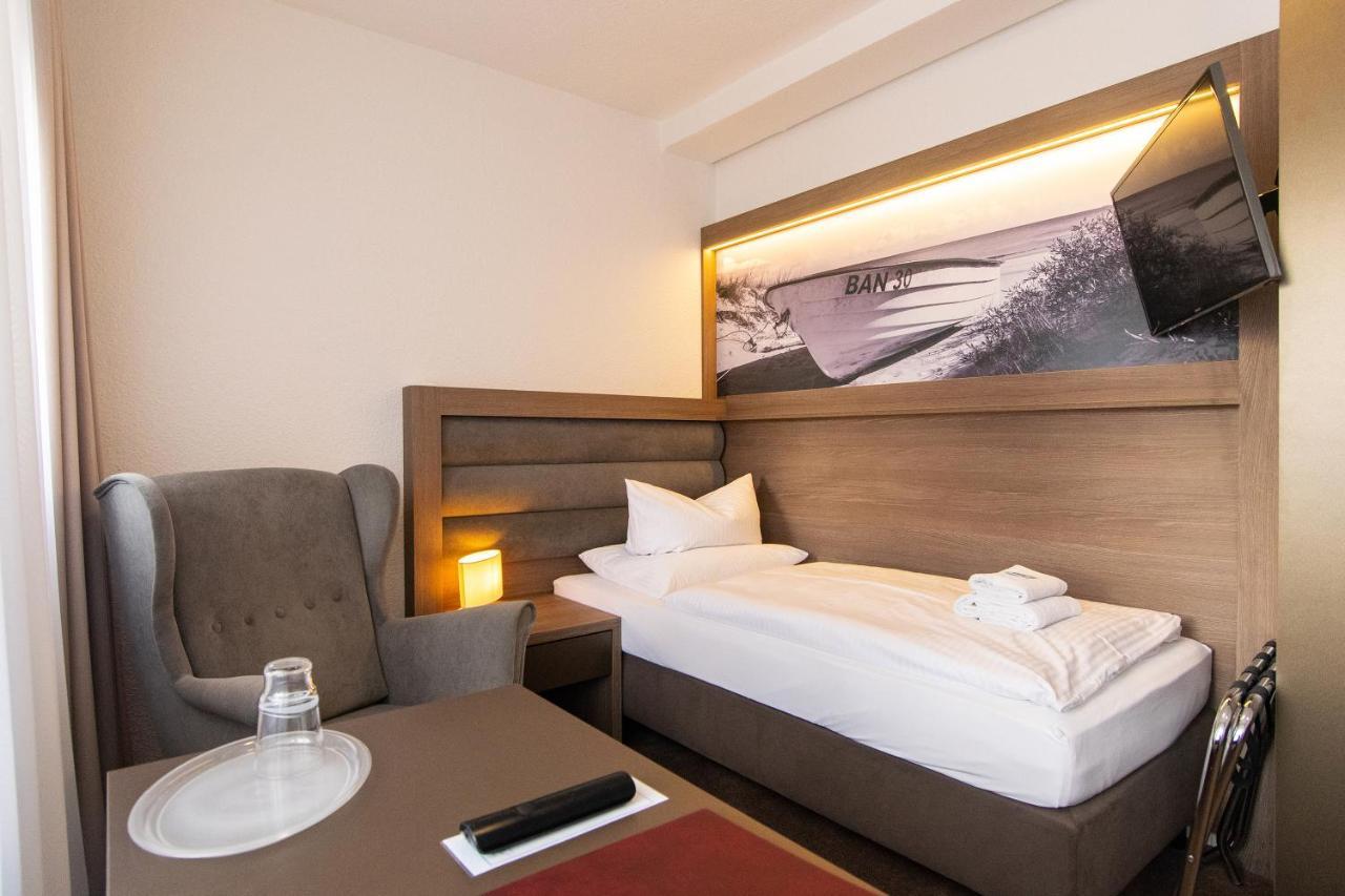 Villa Auszeit Hotel Garni 塞巴特黑灵斯多夫 外观 照片