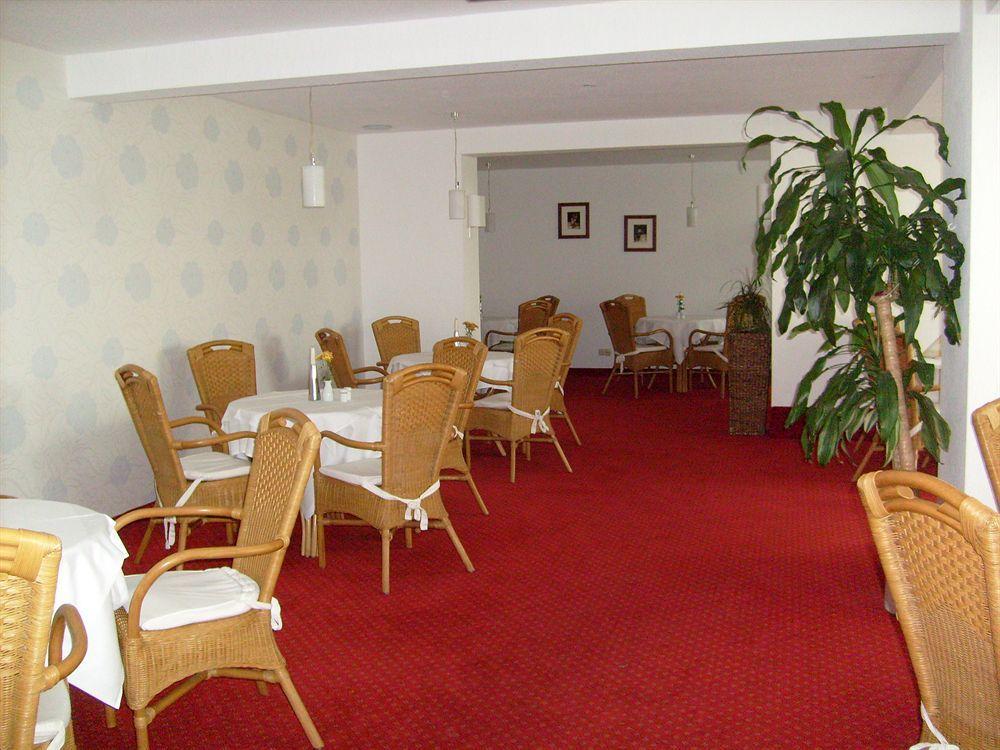 Villa Auszeit Hotel Garni 塞巴特黑灵斯多夫 外观 照片