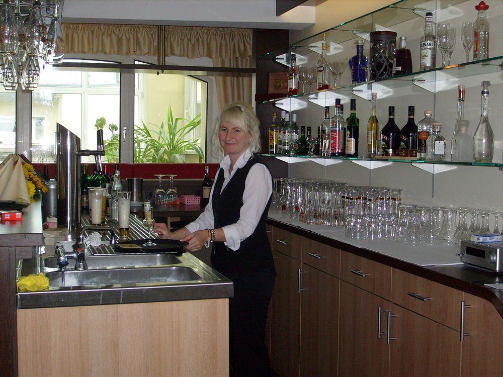 Villa Auszeit Hotel Garni 塞巴特黑灵斯多夫 外观 照片
