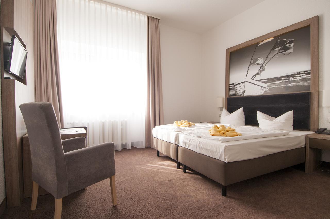 Villa Auszeit Hotel Garni 塞巴特黑灵斯多夫 外观 照片