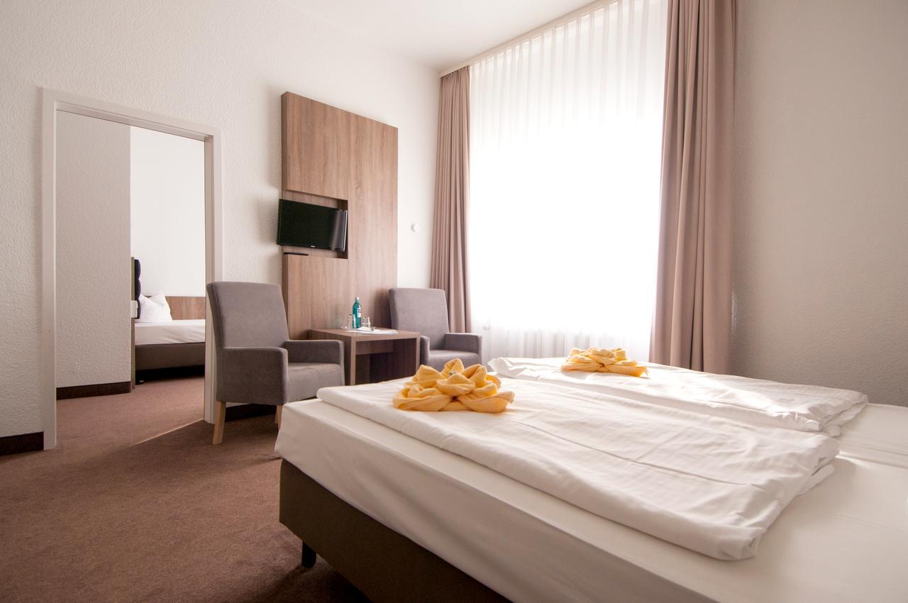 Villa Auszeit Hotel Garni 塞巴特黑灵斯多夫 外观 照片