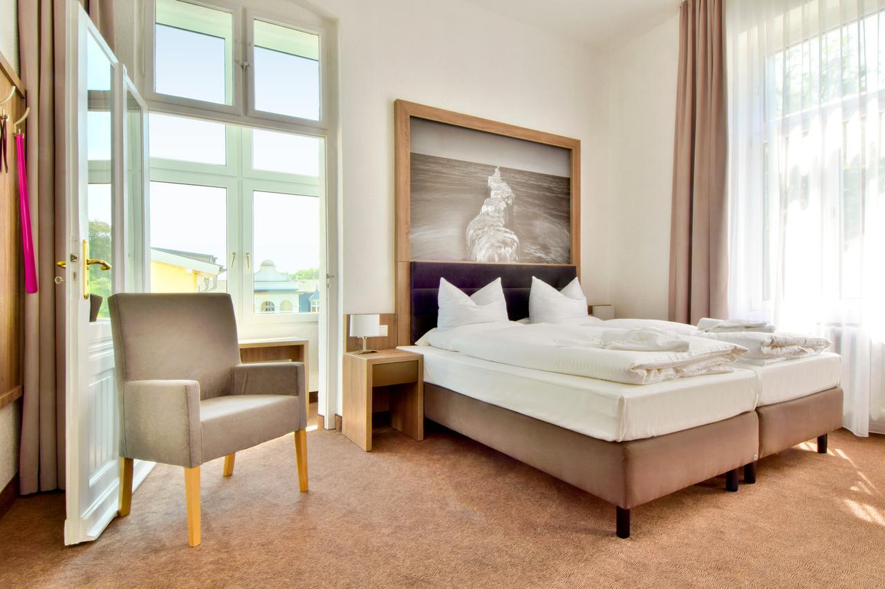 Villa Auszeit Hotel Garni 塞巴特黑灵斯多夫 外观 照片